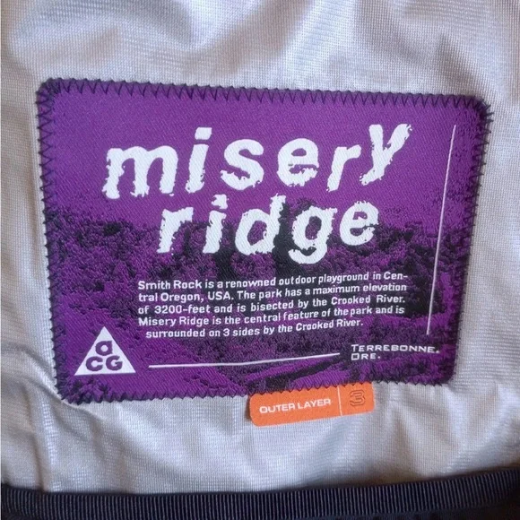 Nike ACG Misery Ridge Storm-FIT ADV GORE-TEX Jacket Black Size Medium FV8641-010 - Picture 8 of 14